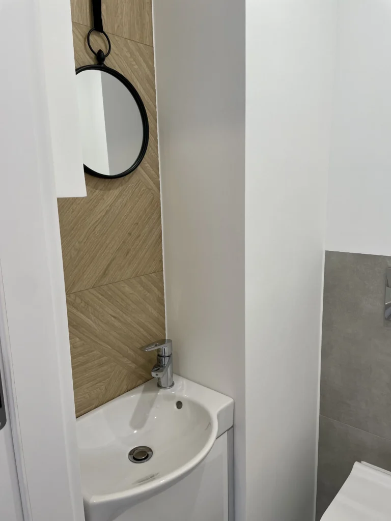 Łazienki - Realizacja 15 | MaVi Design - Wykończenia Wnętrz